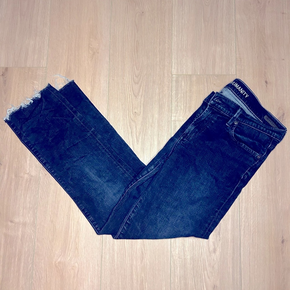 Citizen of Humanity- straight leg denim- size 31